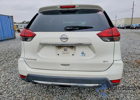2018 Nissan Rogue S z USA, uszkodzony, nr VIN 5N1AT2MT2JC850915